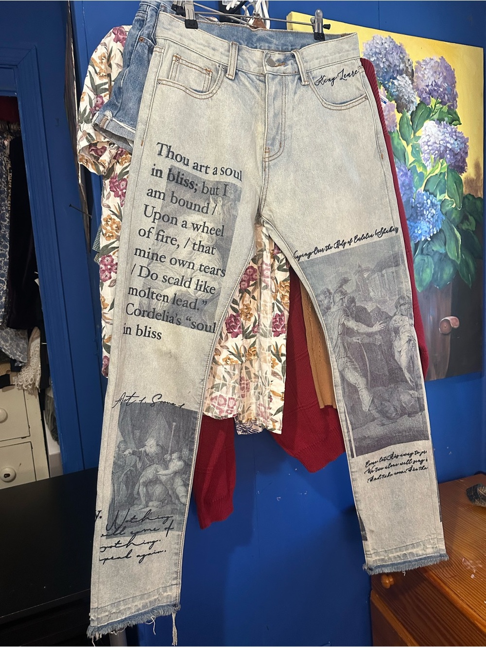 MNML Distressed Graphic Print Denim Jeans